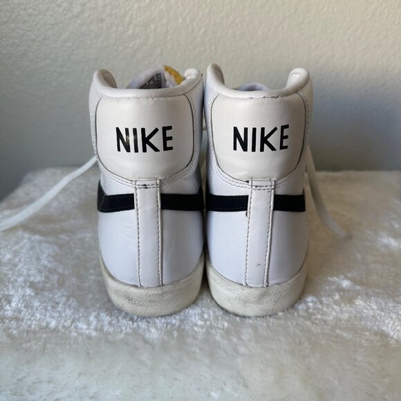 Nike Blazer Mid High Top Shoes White Pre Owned Sz 10